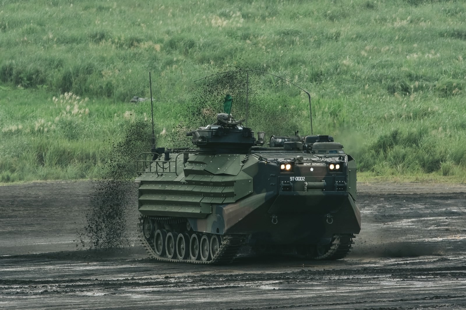 自衛隊発足